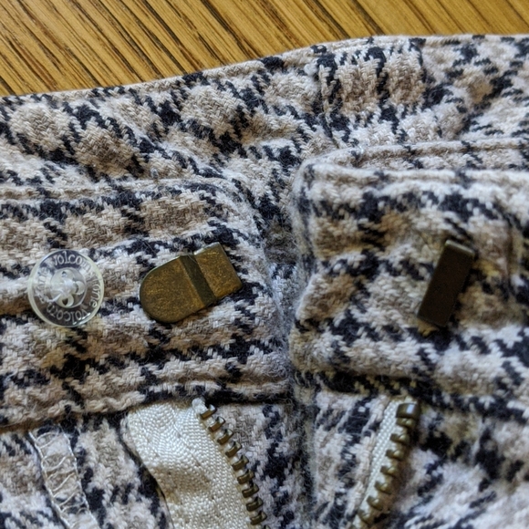 Volcom Plaid Sz 11 Cuffed Shorts - Picture 11 of 11